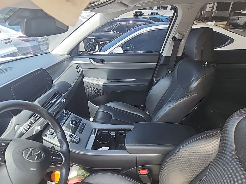 Used 2021 Hyundai Palisade SEL w/ Premium Package FWD image 4