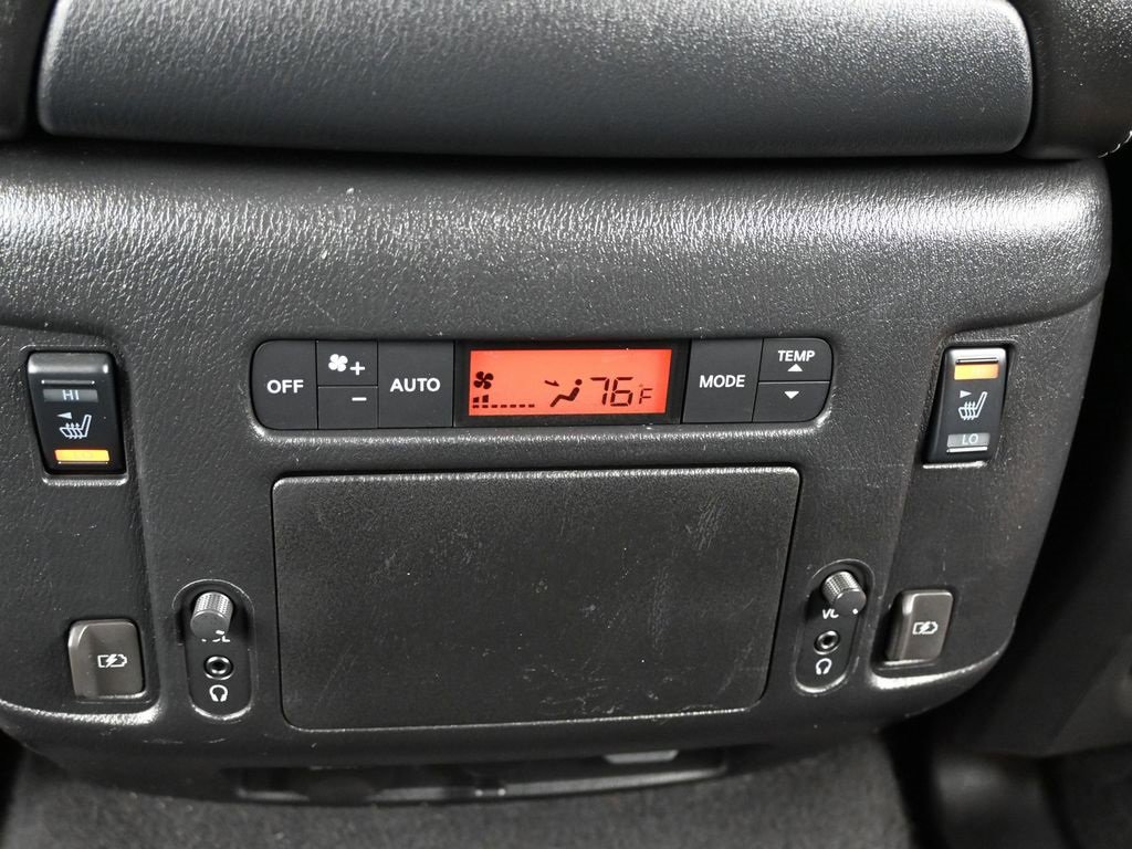 Used 2019 Nissan Armada Platinum w/ Captain's Chairs Package image 33