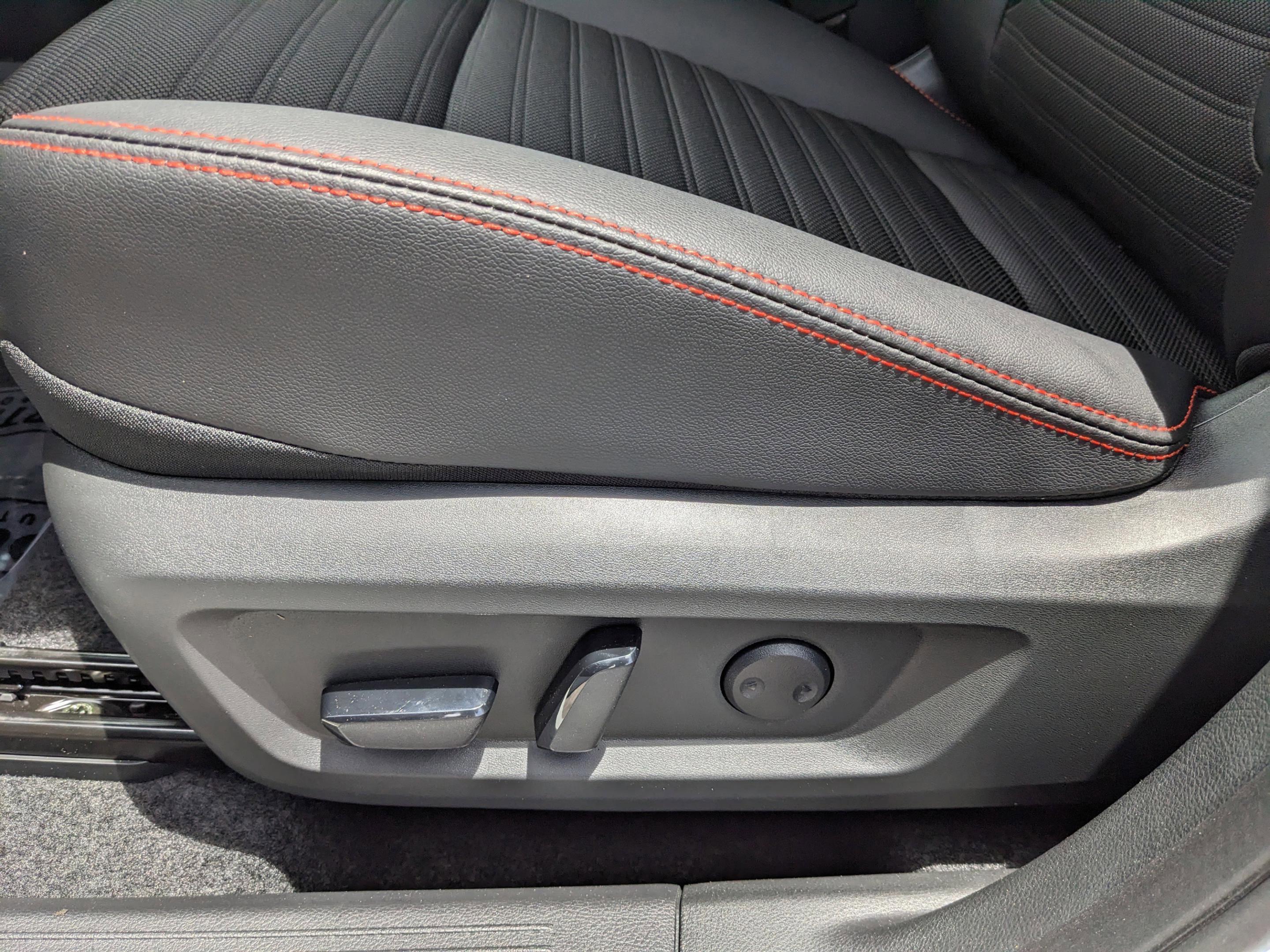 New 2026 Nissan Rogue SV w/ Rock Creek Premium Package AWD/4WD image 24