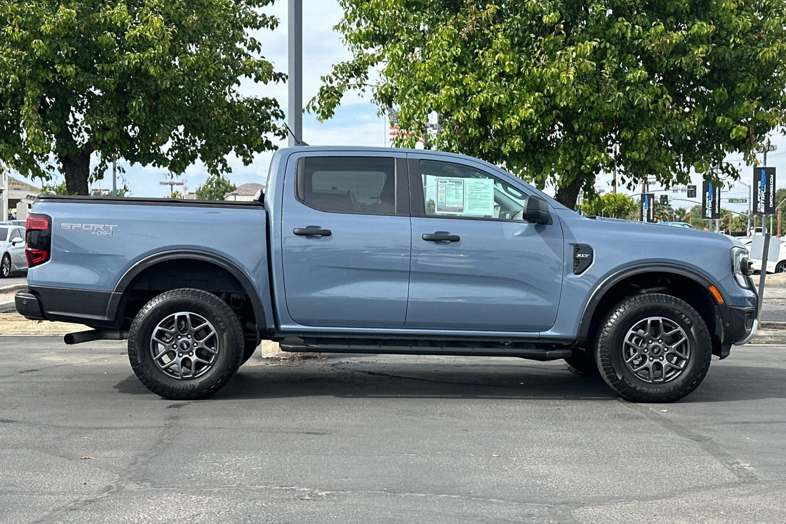 Used 2024 Ford Ranger XLT w/ Technology Package AWD/4WD image 3