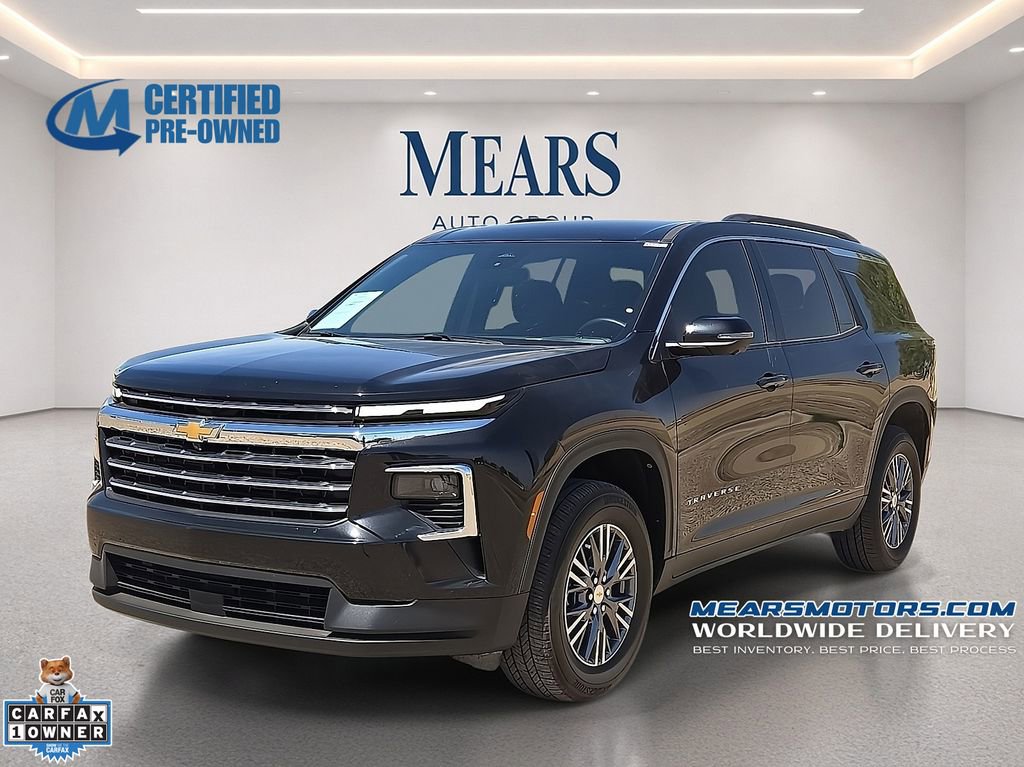 Used 2025 Chevrolet Traverse LT w/ Driver Confidence Package