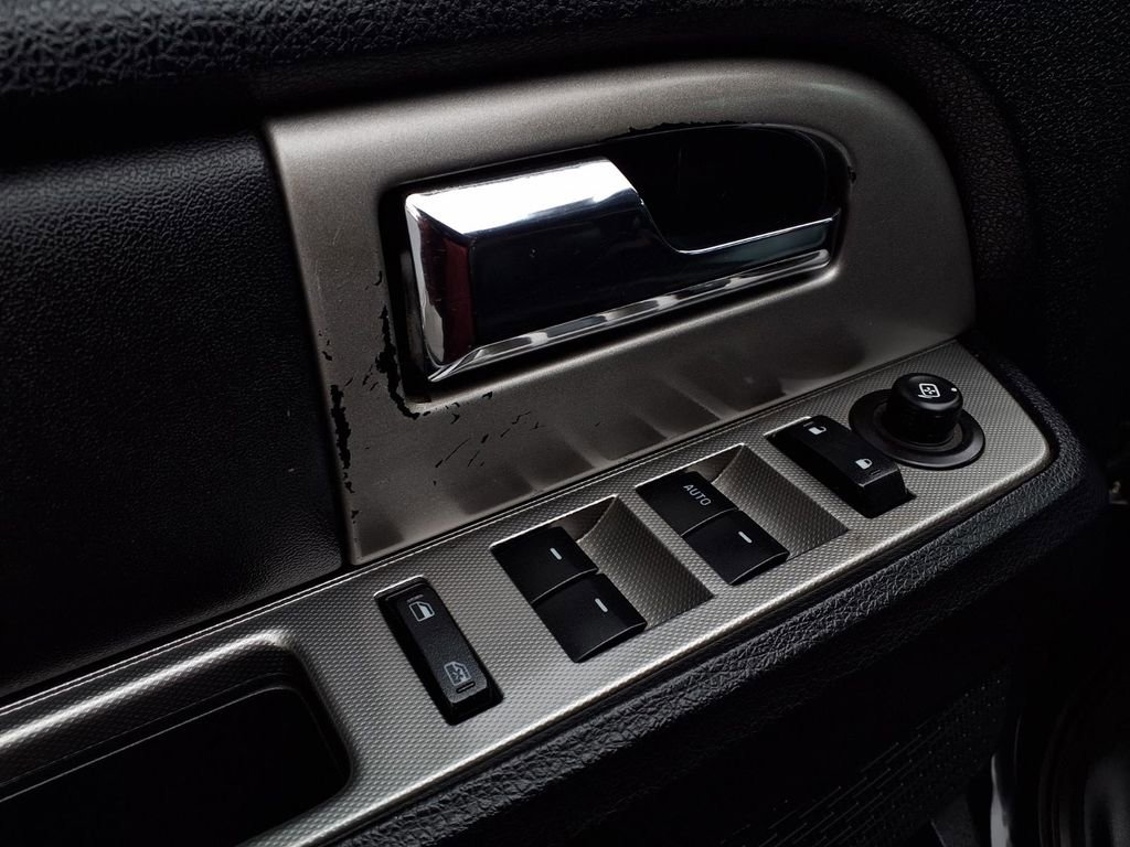 Used 2017 Ford Expedition XLT image 16