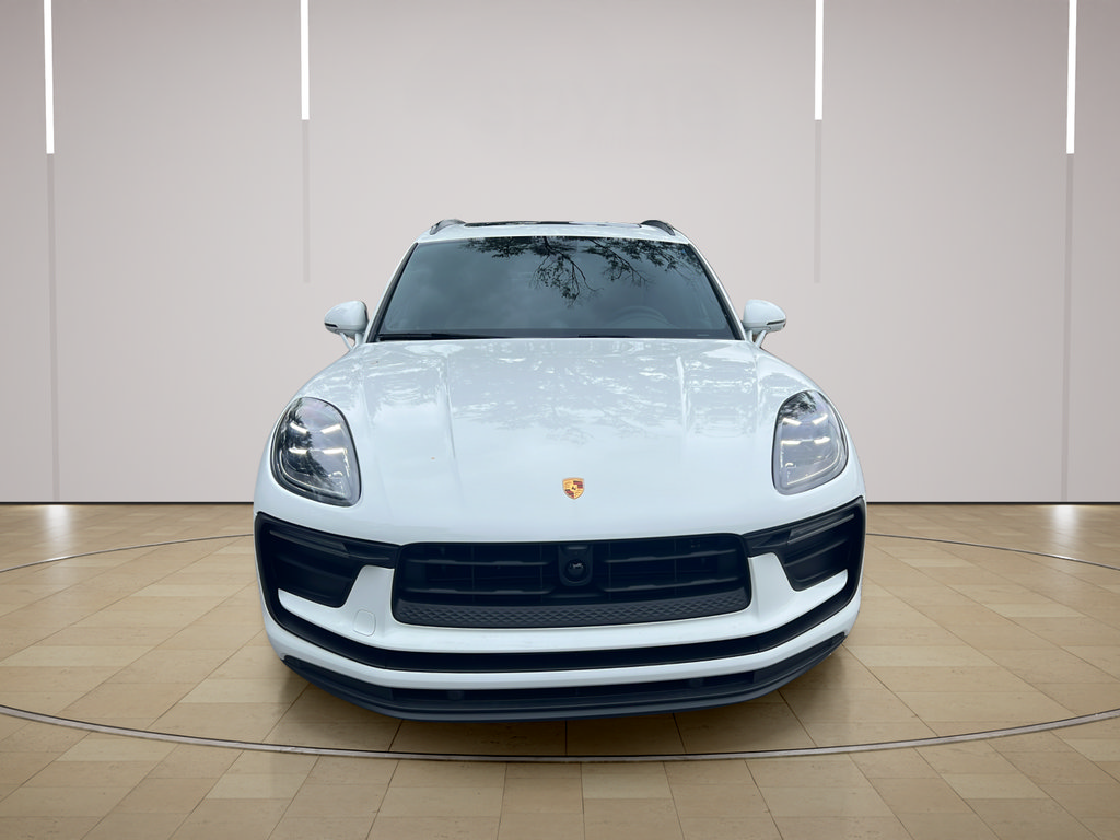 New 2026 Porsche Macan AWD/4WD image 10
