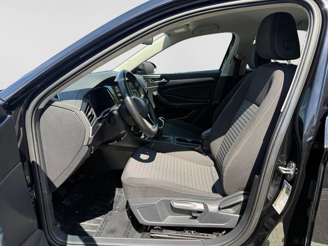 Certified 2022 Volkswagen Jetta S FWD image 11