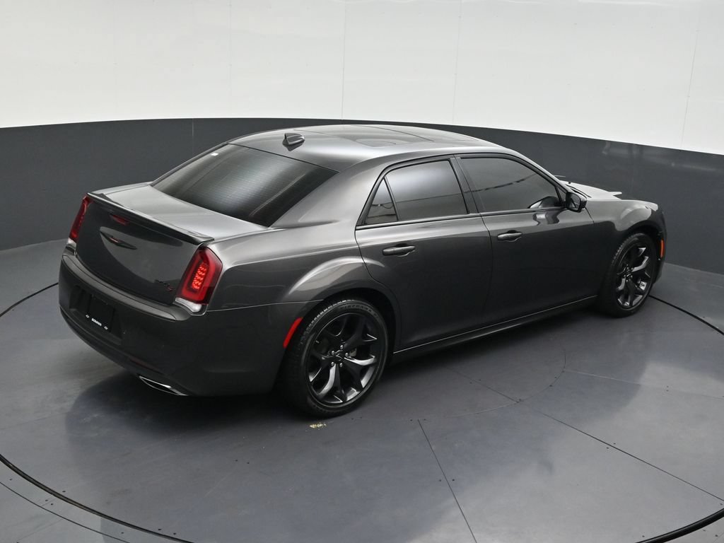 Used 2023 Chrysler 300 S w/ Comfort Group RWD image 21
