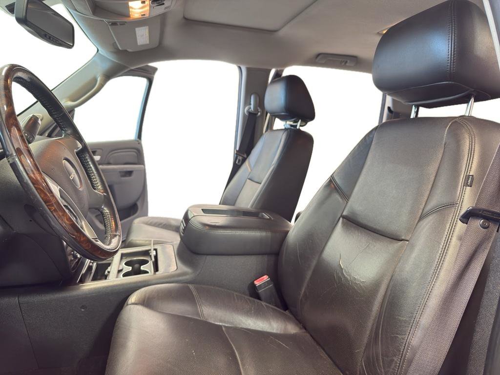 Used 2012 GMC Sierra 2500 Denali w/ Snow Plow Prep Package AWD/4WD image 14