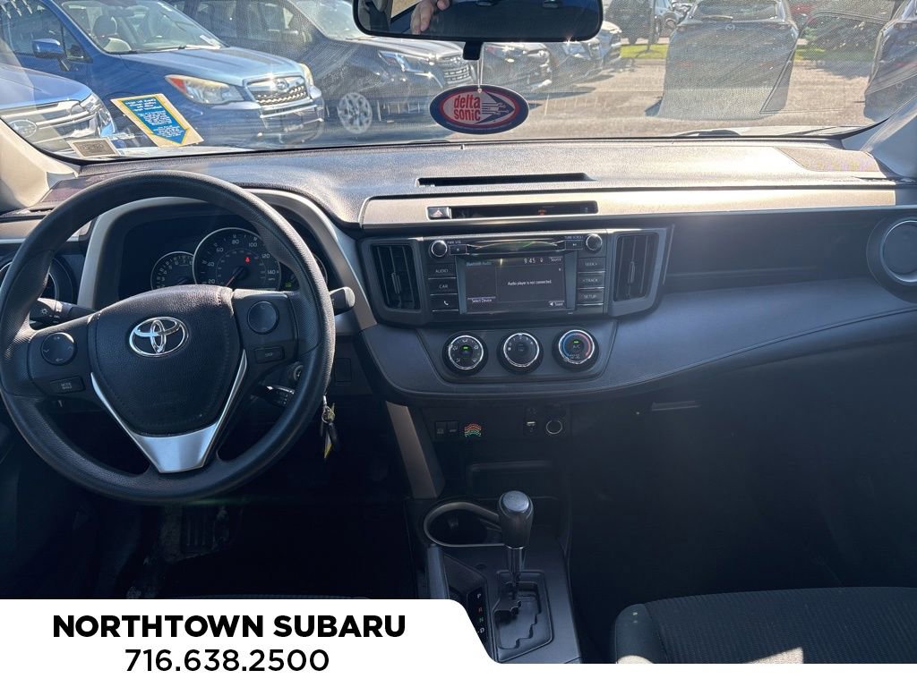 Used 2016 Toyota RAV4 LE FWD image 9