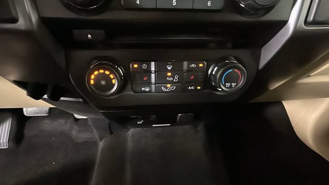 Used 2015 Ford F150 XLT w/ Equipment Group 302A Luxury AWD/4WD image 21