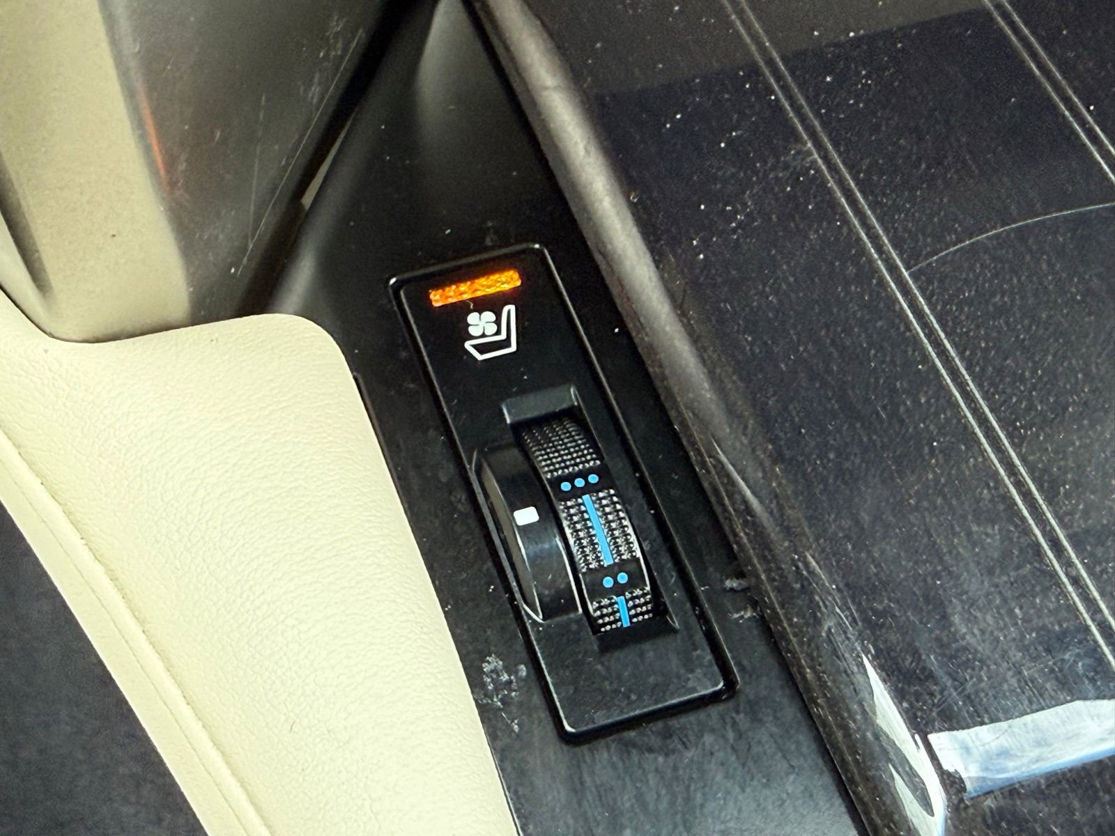 Used 2020 Lexus GX 460 Luxury w/ Off Road Package image 5