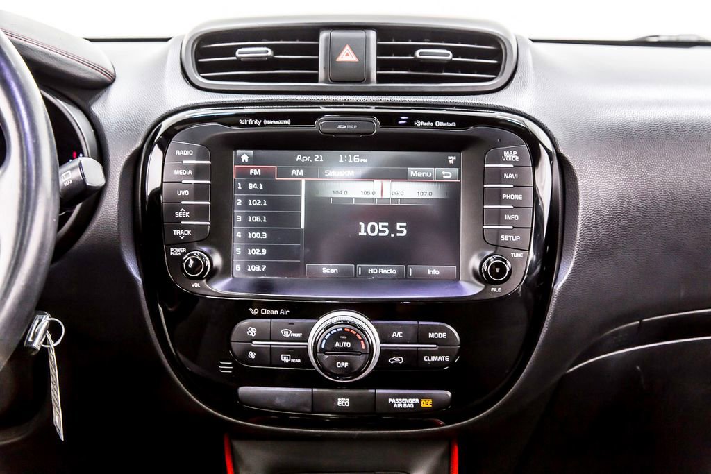 Used 2014 Kia Soul + image 19