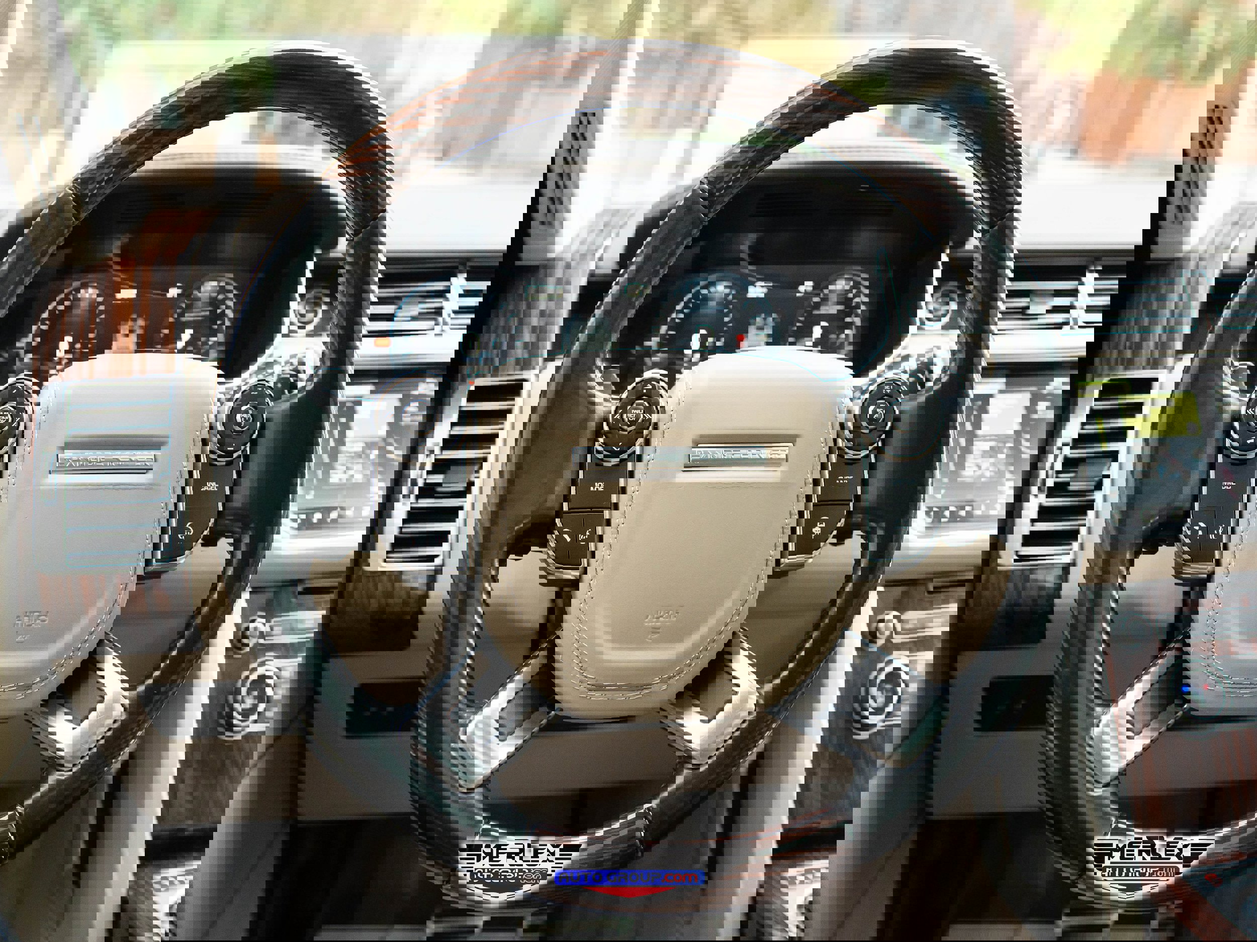 Used 2017 Land Rover Range Rover Supercharged image 24