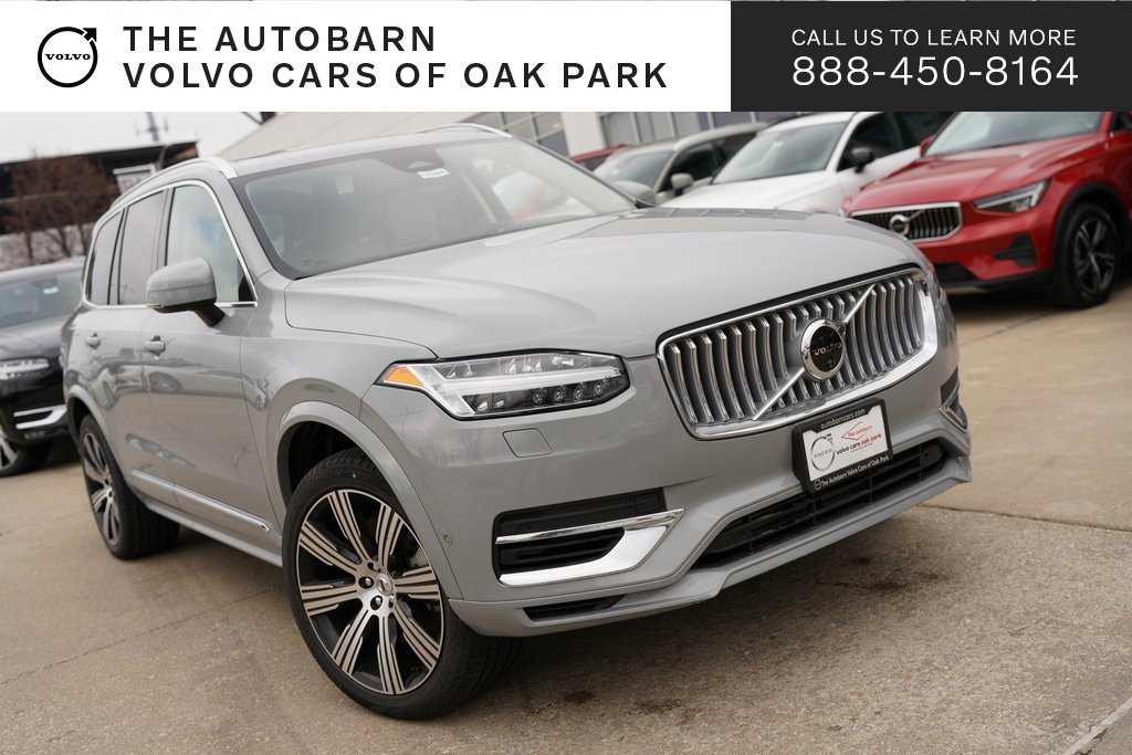 New 2025 Volvo XC90 T8 Plus w/ Protection Package Premier