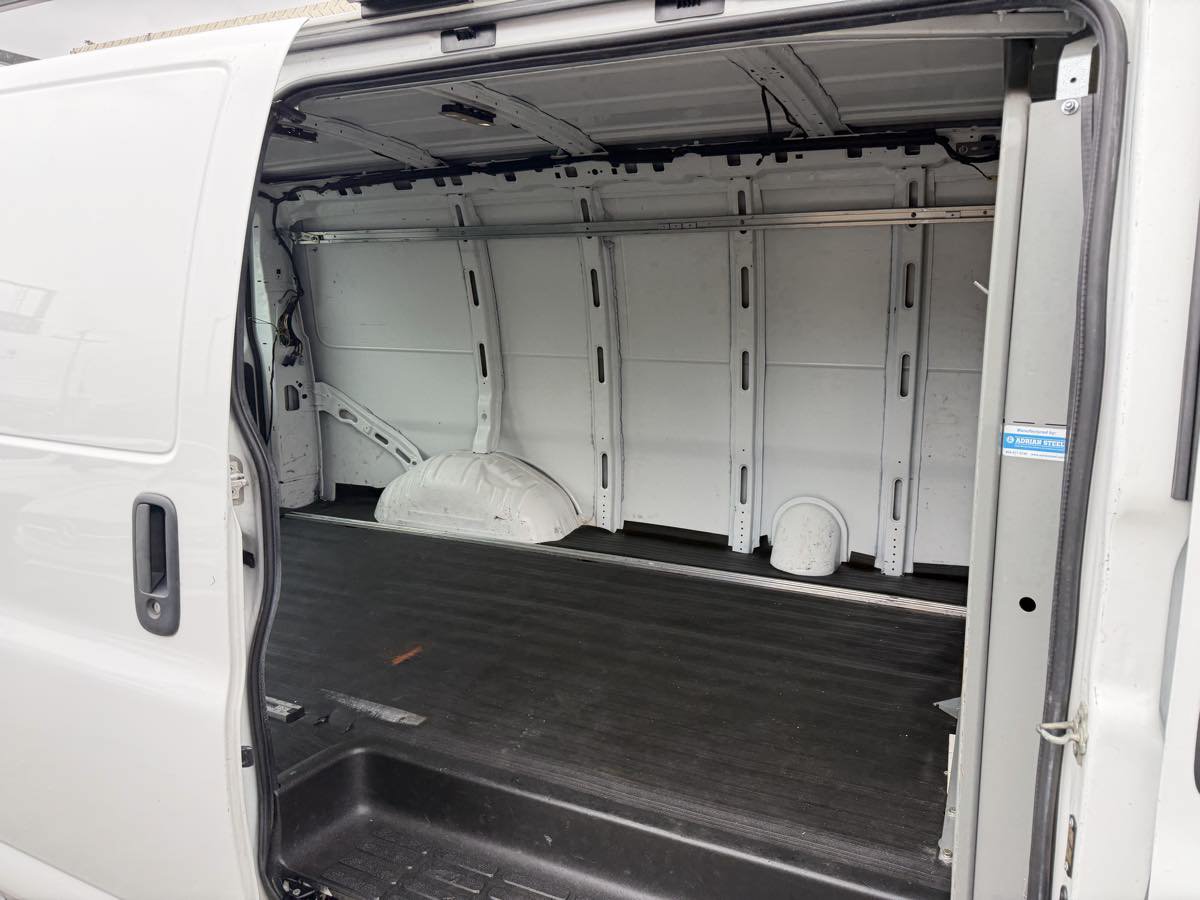 Used 2020 Chevrolet Express 2500 w/ Driver Convenience Package RWD image 19