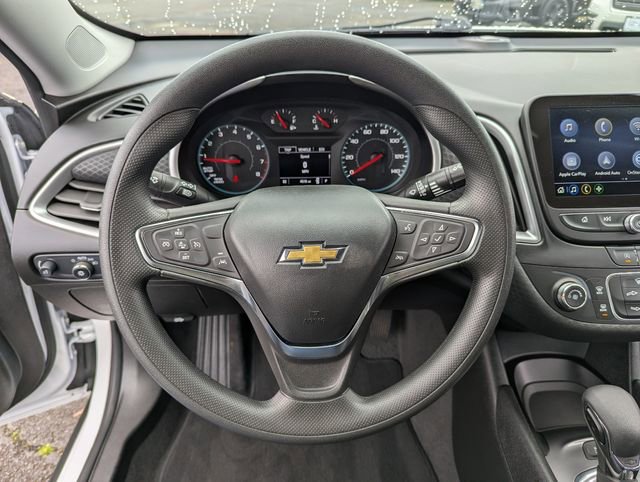 Used 2025 Chevrolet Malibu LS image 13