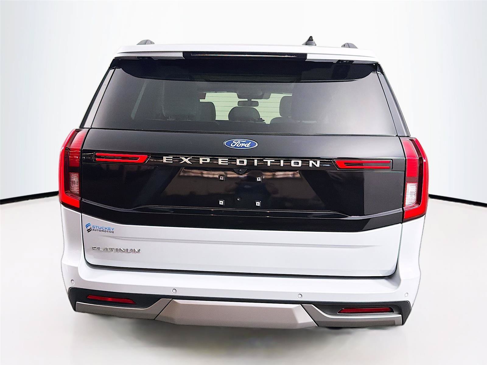 Used 2025 Ford Expedition Platinum AWD/4WD image 10