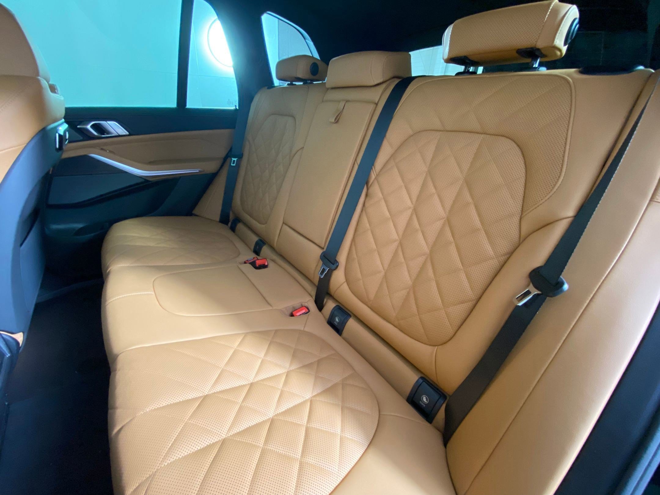 Used 2026 BMW X5 sDrive40i w/ Premium Package image 29