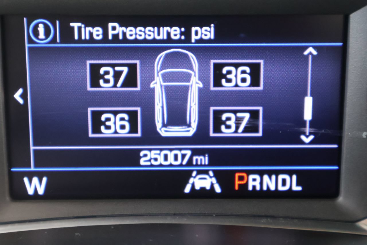 Used 2020 Chevrolet Equinox LT FWD image 24