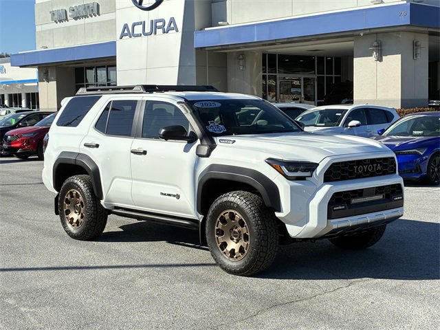 Used 2025 Toyota 4Runner Trailhunter image 2