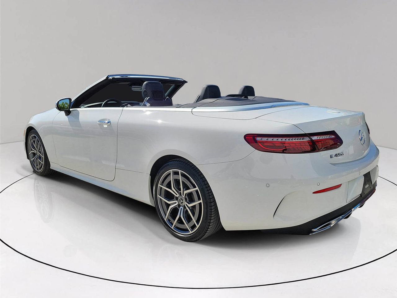 Used 2023 Mercedes-Benz E 450 Cabriolet image 5