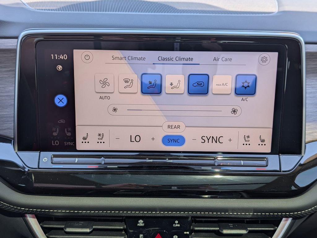 Used 2025 Volkswagen Atlas SEL image 20