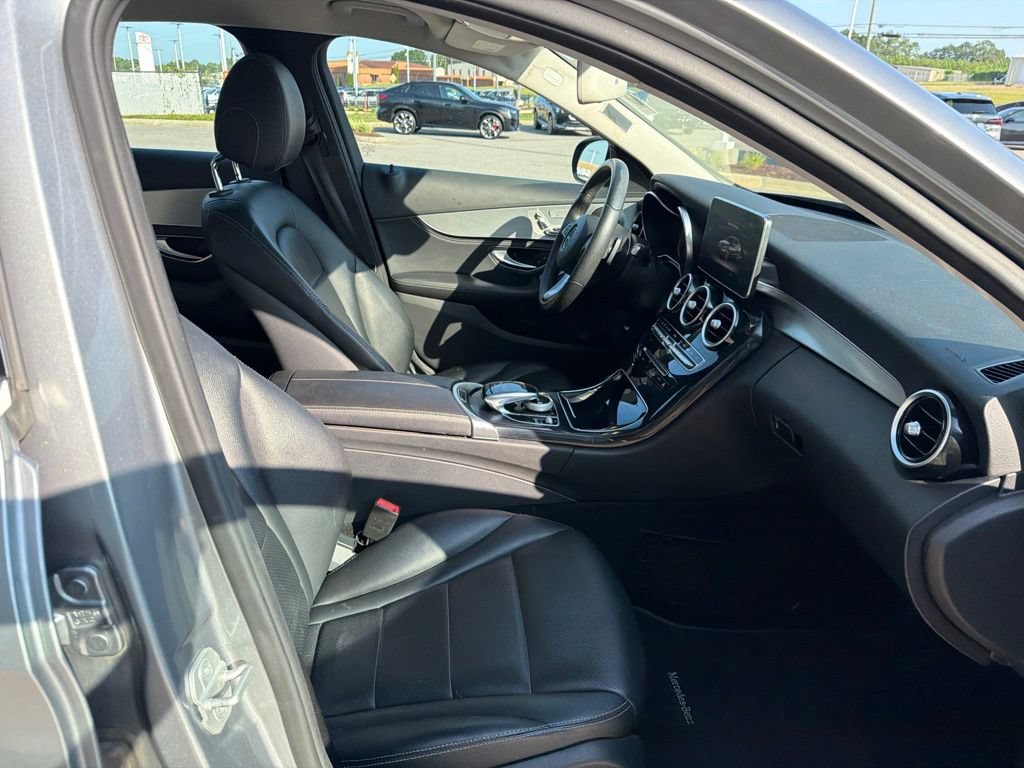 Used 2016 Mercedes-Benz C 300 Sedan image 25