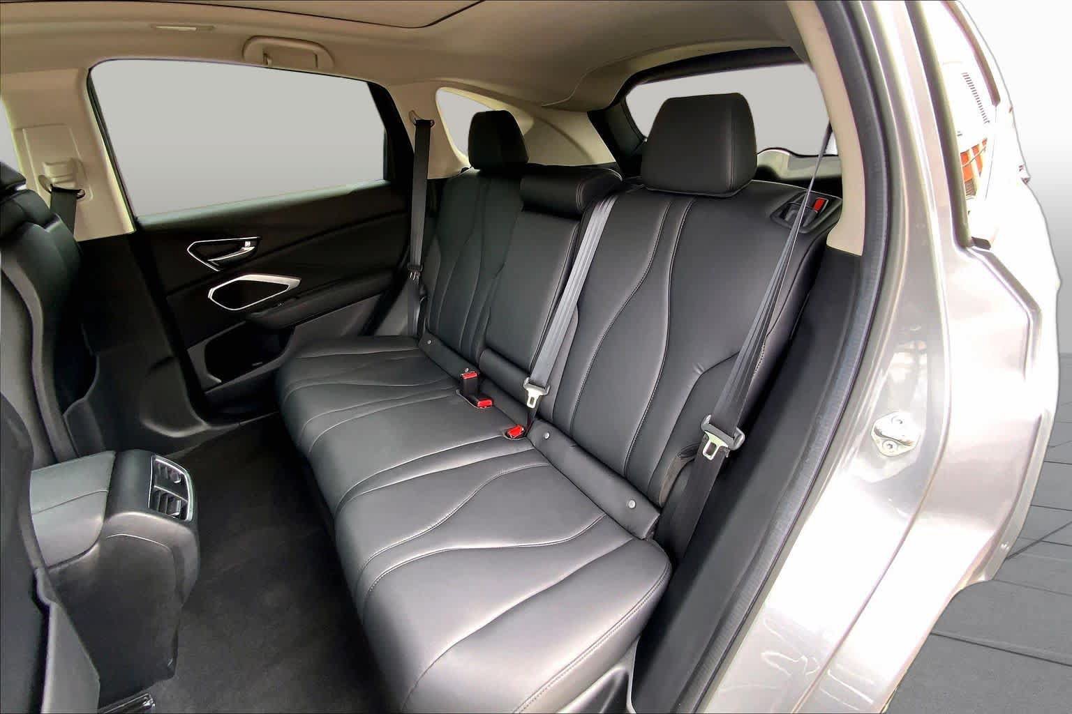 Used 2024 Acura RDX SH-AWD image 21