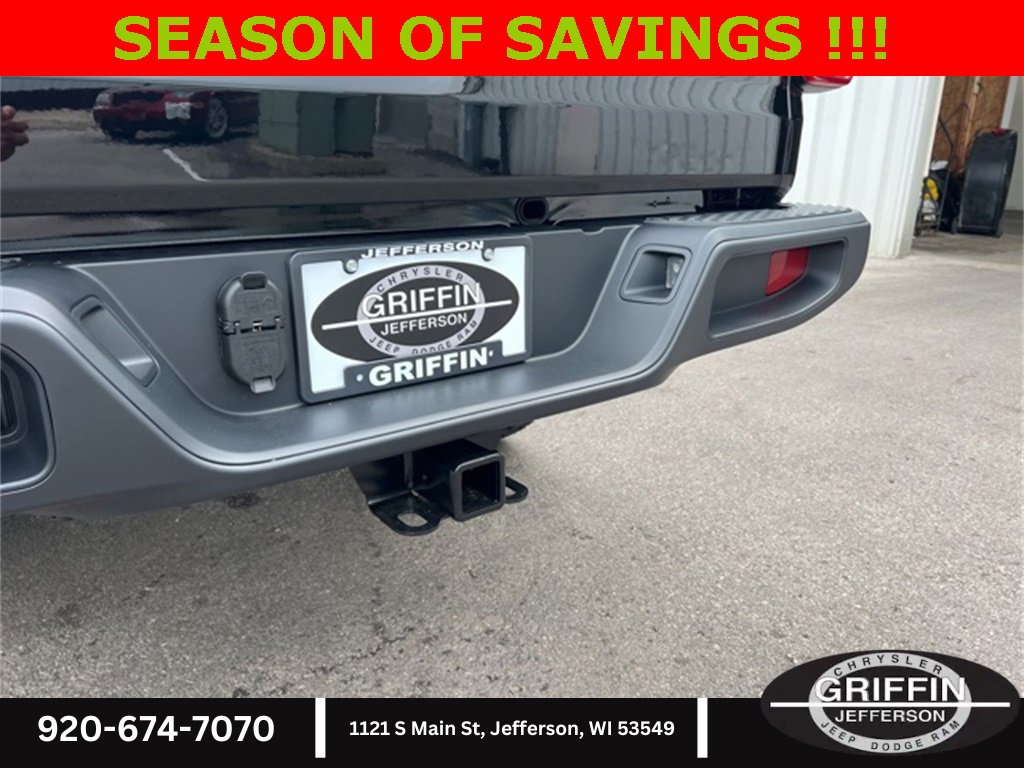 New 2025 Jeep Gladiator Sport image 12