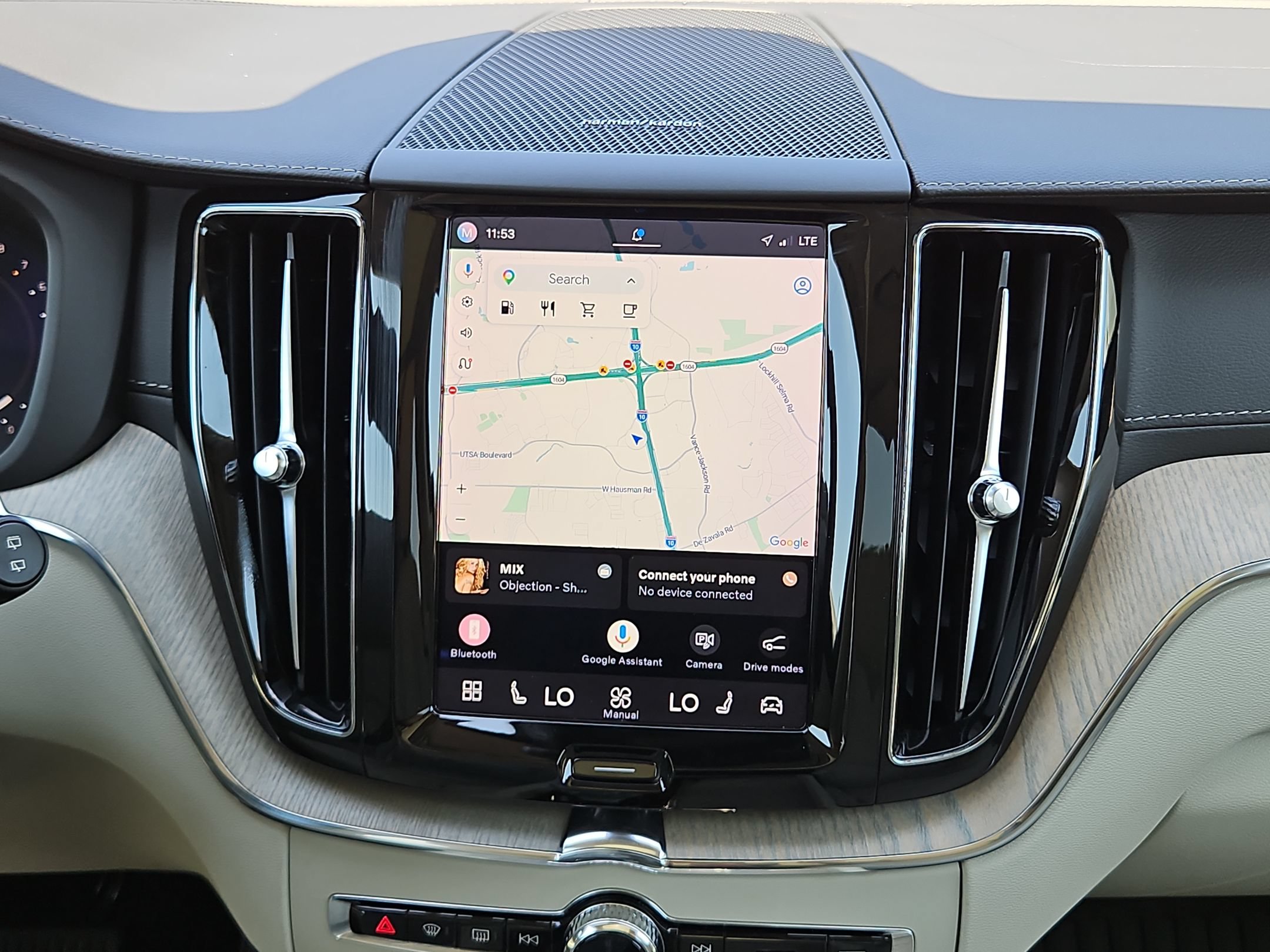 Used 2022 Volvo XC60 B5 Inscription w/ Advanced Package FWD image 17