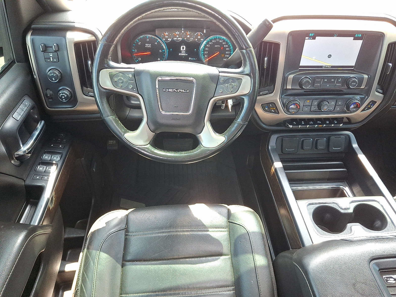 Used 2019 GMC Sierra 2500 Denali w/ Suspension Package, Off-Road AWD/4WD image 11