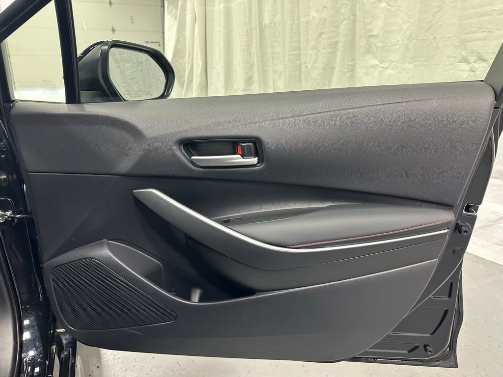 Used 2025 Toyota Corolla SE FWD image 56