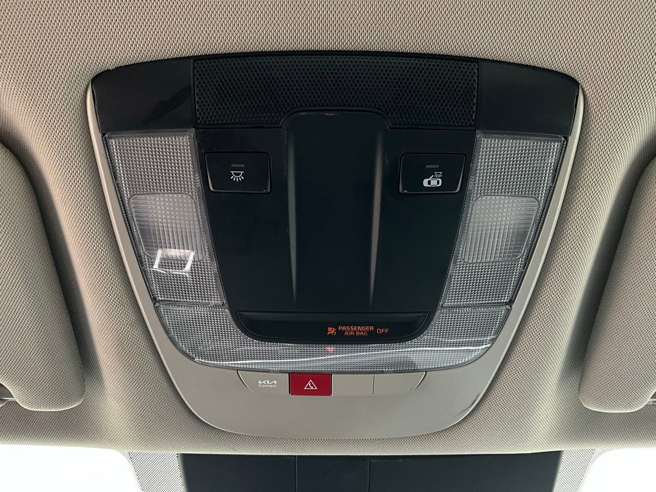 Used 2025 Kia K5 LXS image 16