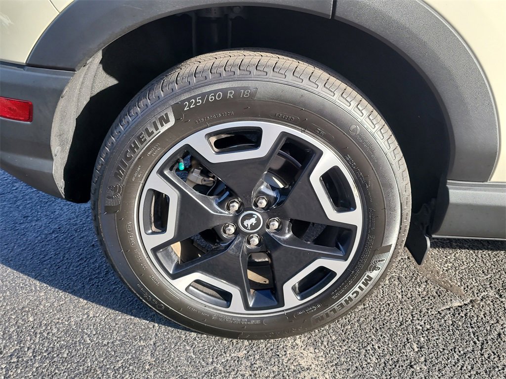 Used 2024 Ford Bronco Sport Outer Banks w/ Tech Package image 5