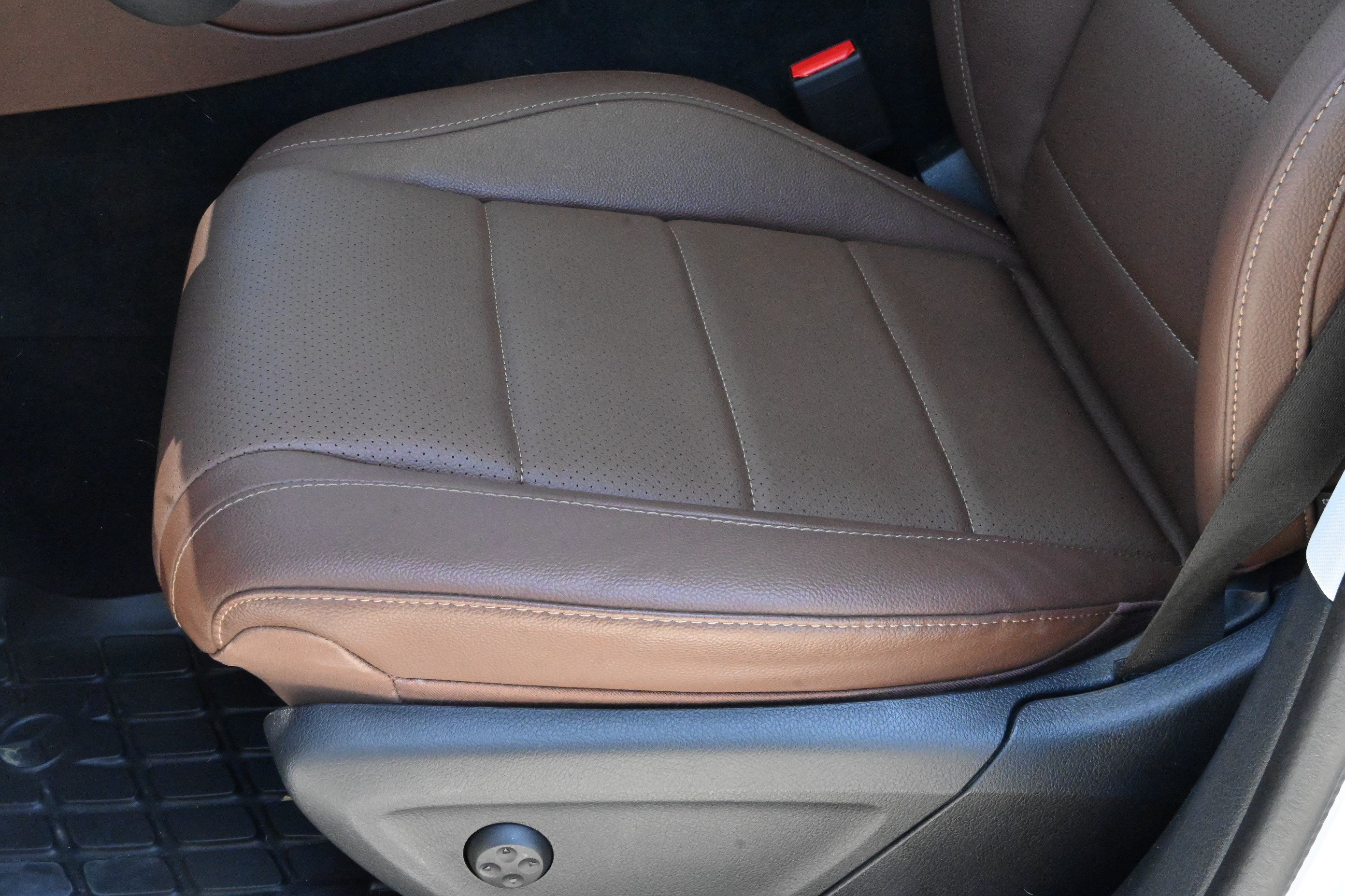 Used 2024 Mercedes-Benz GLE 450 4MATIC image 26
