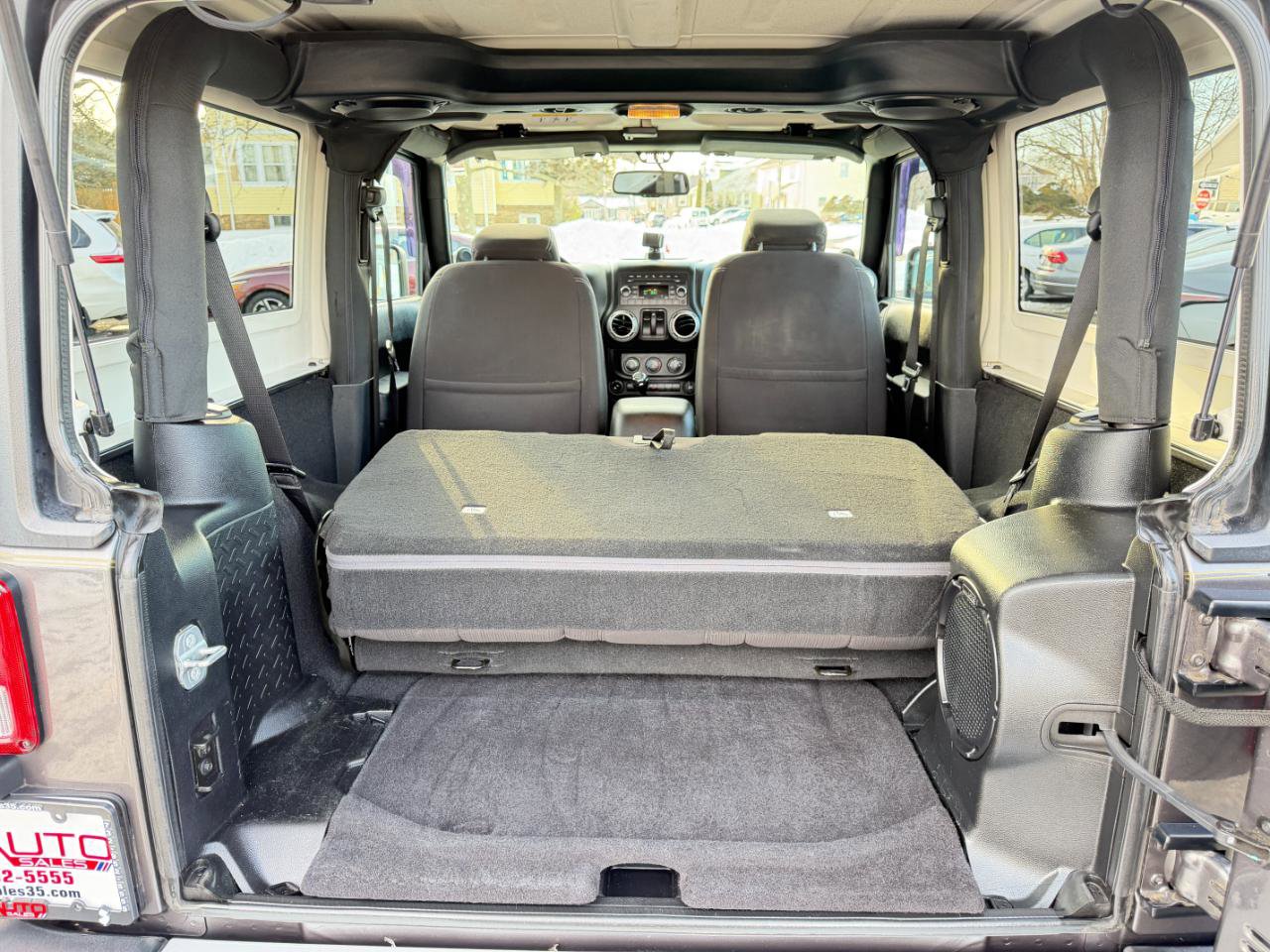 Used 2014 Jeep Wrangler Sahara w/ Connectivity Group AWD/4WD image 34