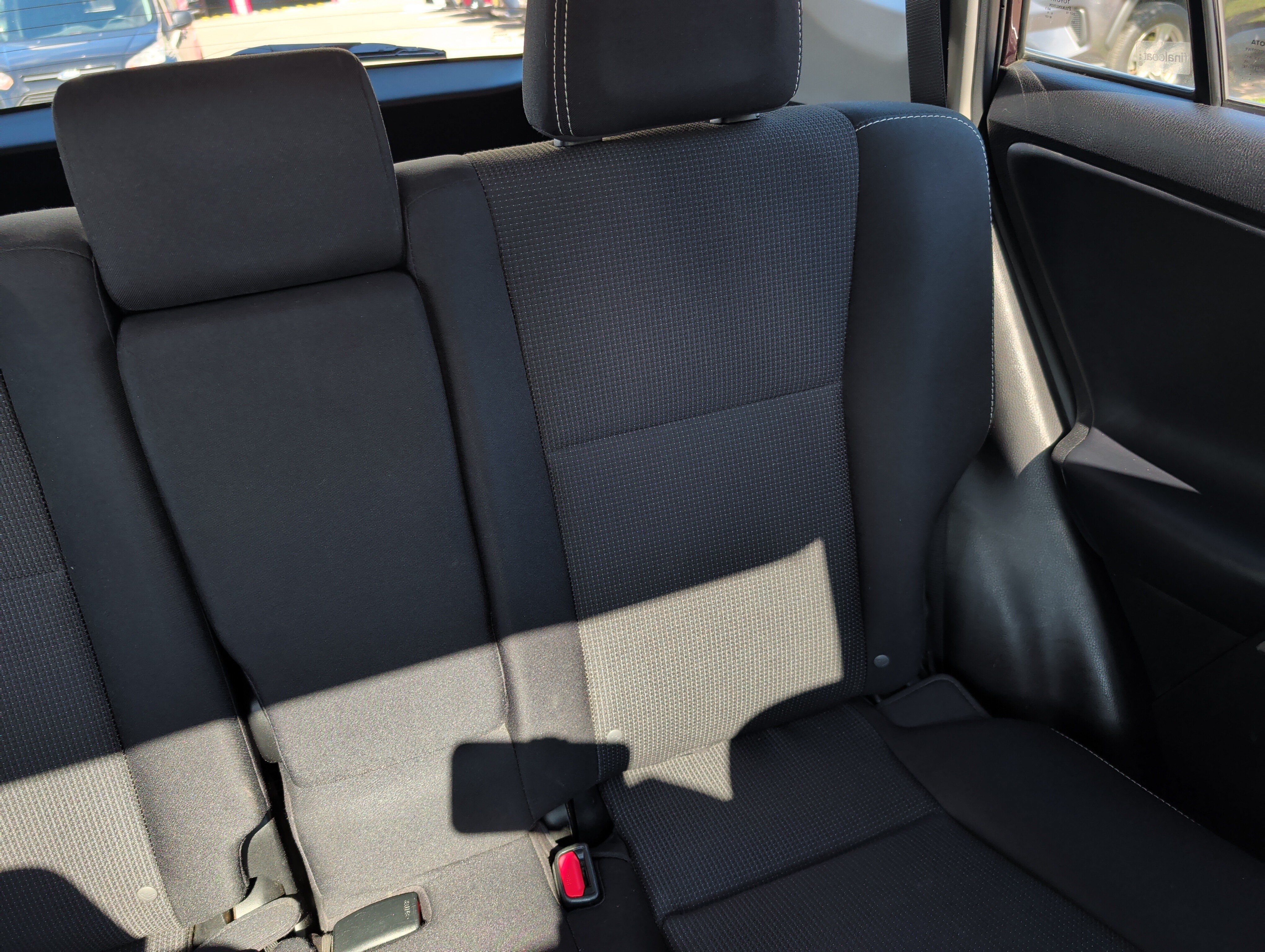 Used 2016 Toyota RAV4 XLE AWD/4WD image 14