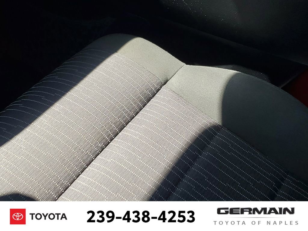 Used 2012 Jeep Wrangler Unlimited Rubicon w/ Dual Top Group image 29