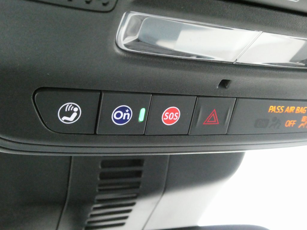 New 2025 GMC Acadia AT4 w/ Luxury Package image 22