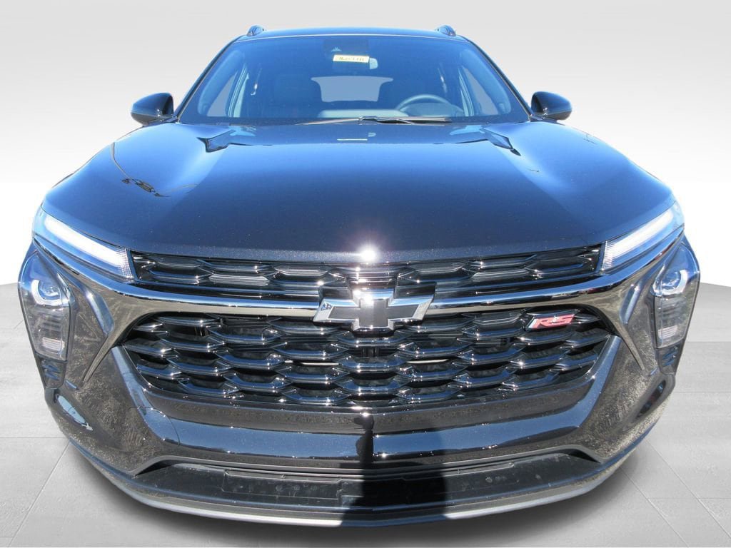 New 2026 Chevrolet Trax RS w/ Driver Confidence Package image 8