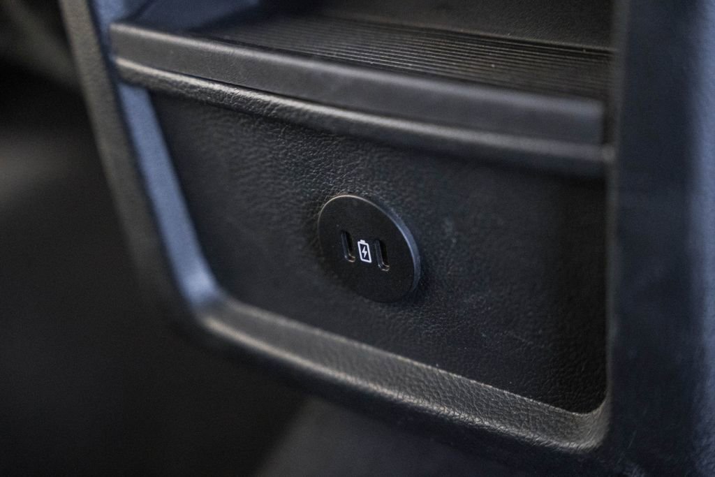 Used 2022 Ford Edge SE image 29