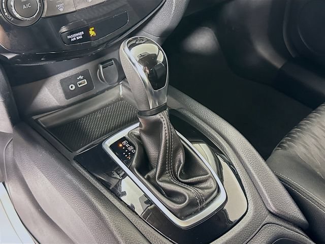 Used 2018 Nissan Rogue S AWD/4WD image 21