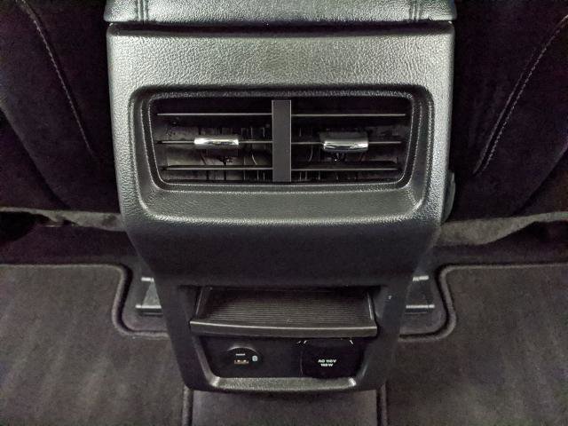 Certified 2022 Ford Edge SEL w/ Convenience Package image 13