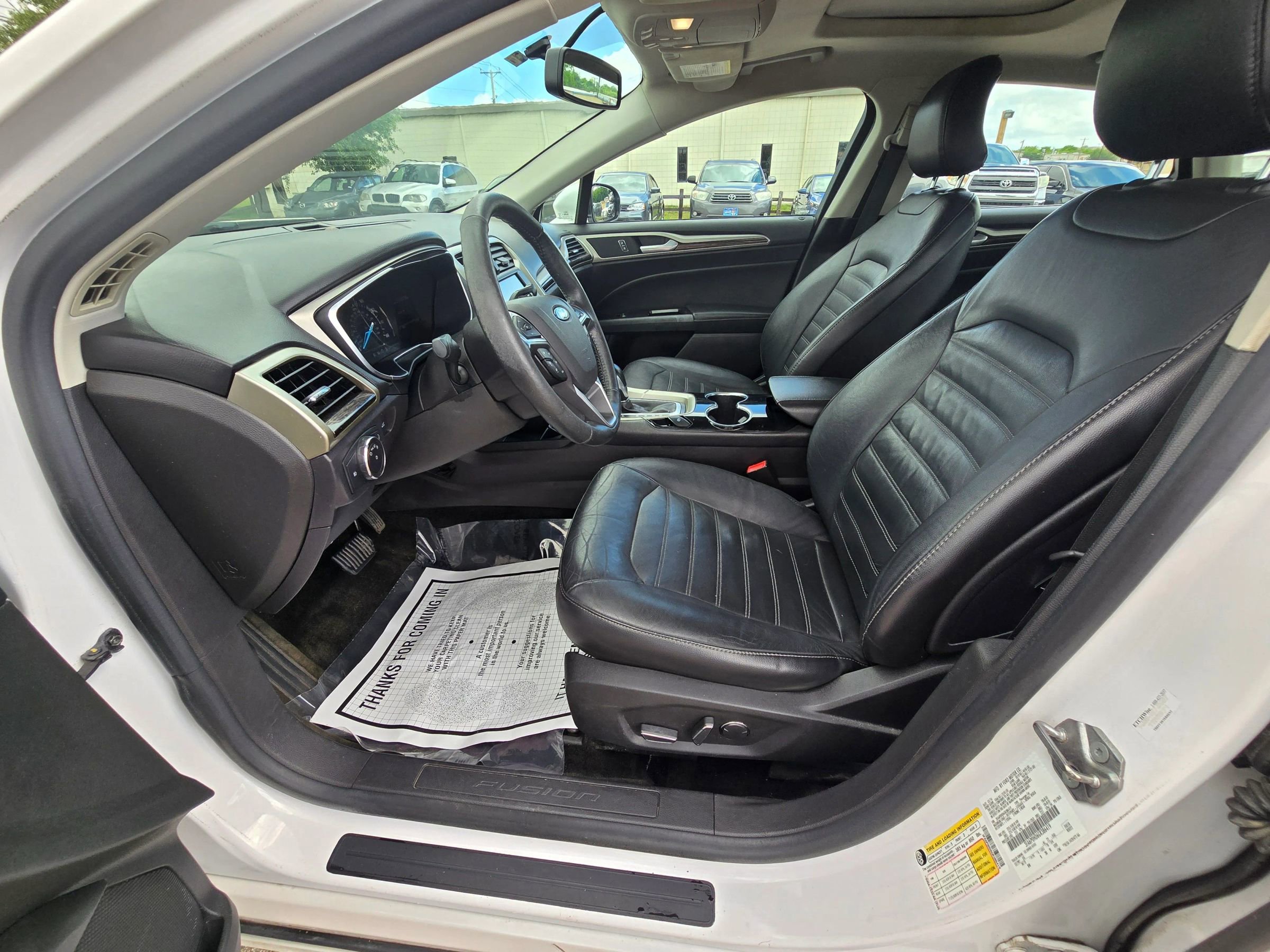 Used 2016 Ford Fusion SE w/ Equipment Group 202A FWD image 13