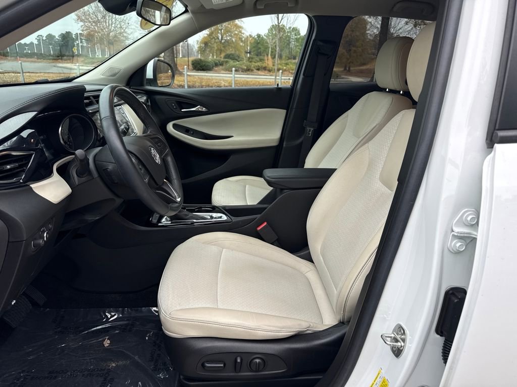Used 2022 Buick Encore GX Select image 13