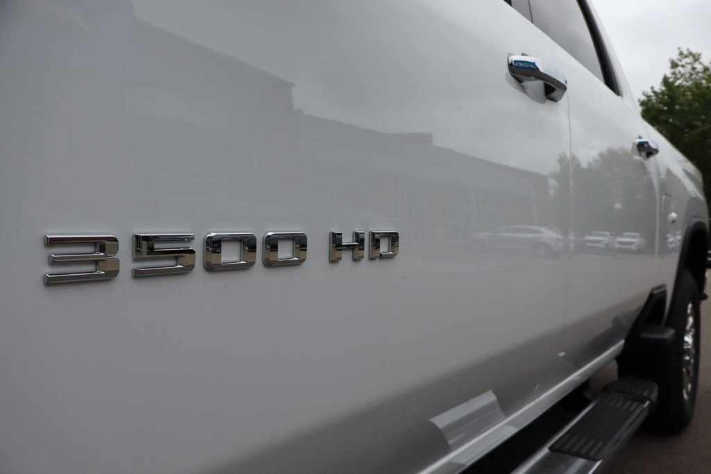 New 2025 Chevrolet Silverado 3500 LTZ w/ LTZ Premium Package image 11