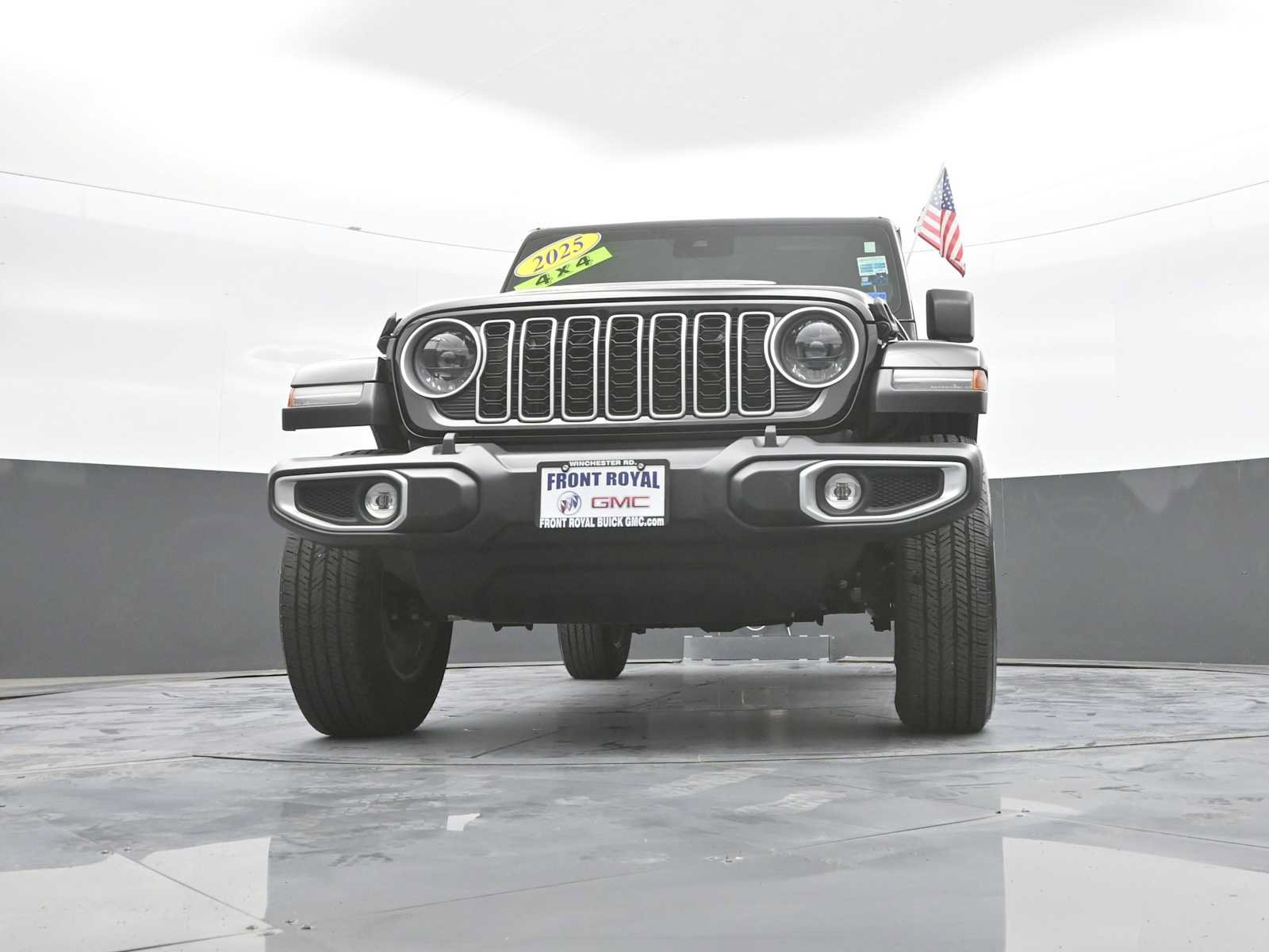 Used 2025 Jeep Wrangler Unlimited Sahara AWD/4WD image 33