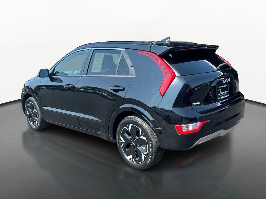 Used 2023 Kia Niro Wind w/ Wind Preserve Package FWD image 5