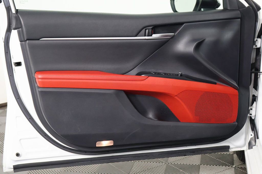 Used 2019 Toyota Camry XSE w/ Driver Assist Package image 14