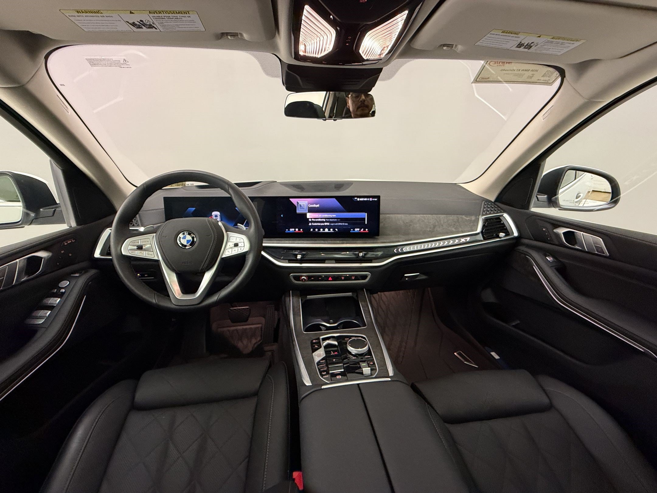 Used 2026 BMW X7 xDrive40i AWD/4WD image 17