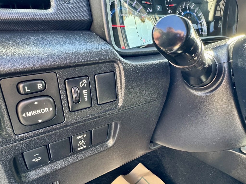 Used 2017 Toyota 4Runner SR5 Premium image 27