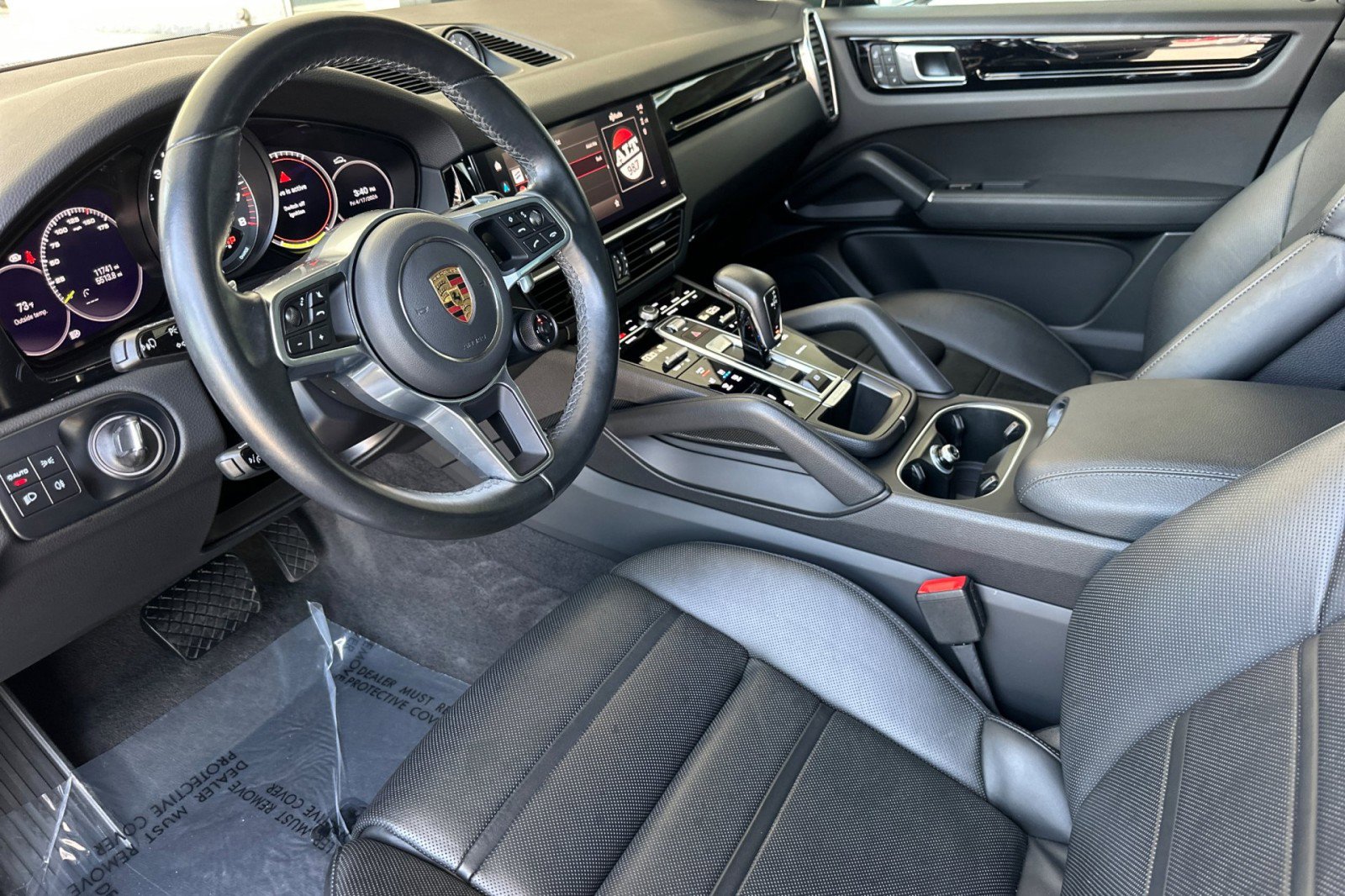 Certified 2022 Porsche Cayenne E-Hybrid image 4